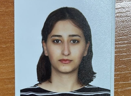 Hemşire Zeynep Süde YİĞİT